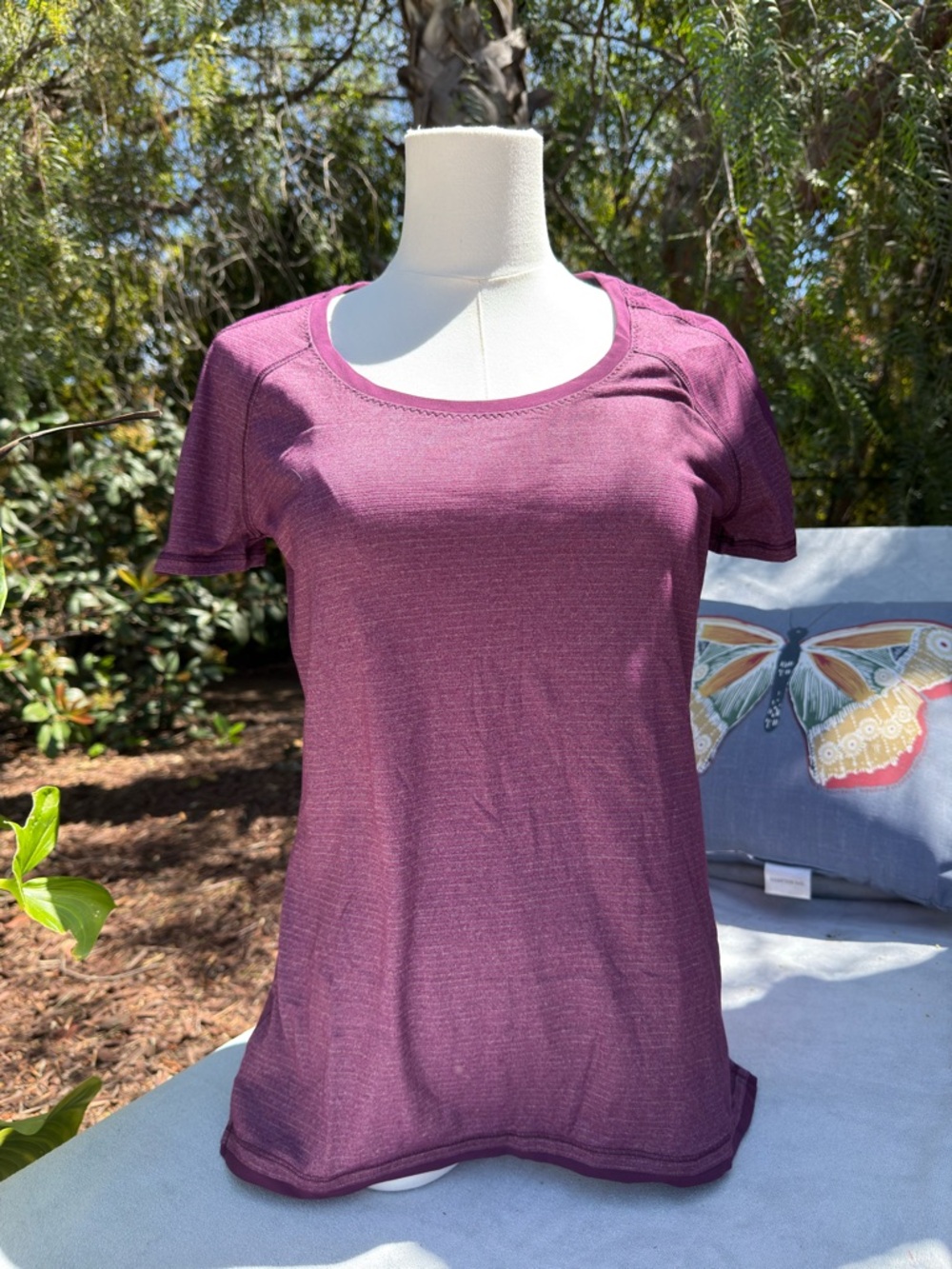 Lululemon Women's Short Sleeve Active Top